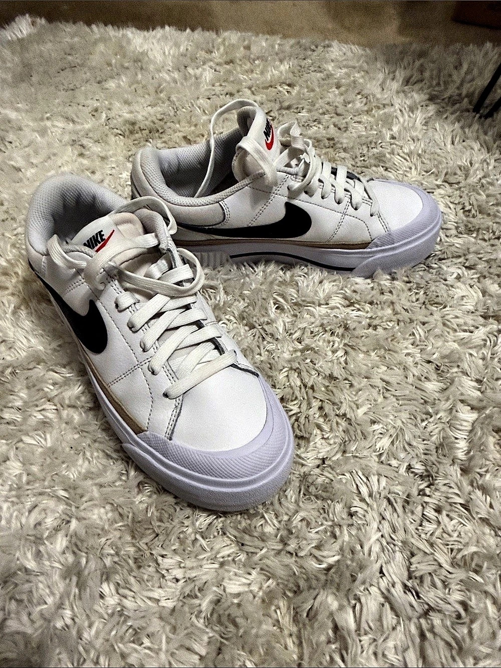 Nike Women's White & Black Sneakers